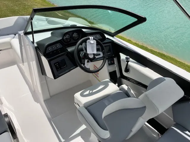 2023 MasterCraft NXT 22 *SOLD*