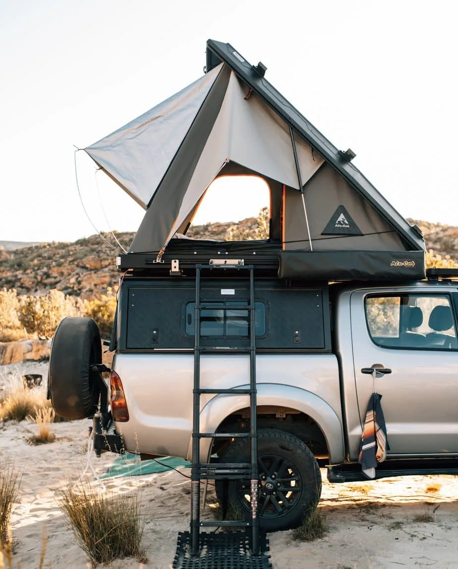 Alu-Cab Gen 3-R Hard Shell Roof Top Tent