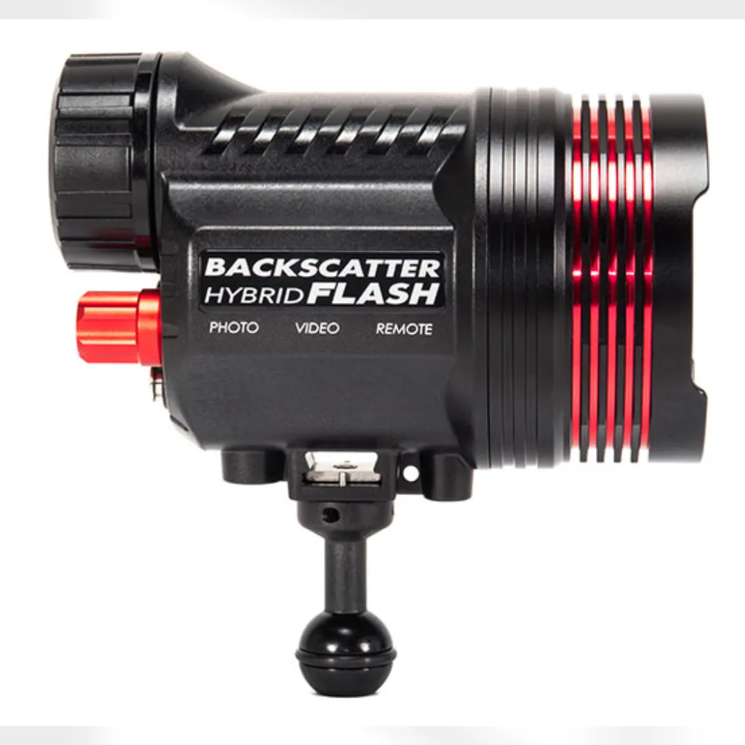 BACKSCATTER HYBRID FLASH UNDERWATER STROBE & VIDEO LIGHT WITH NITECORE BATTERY