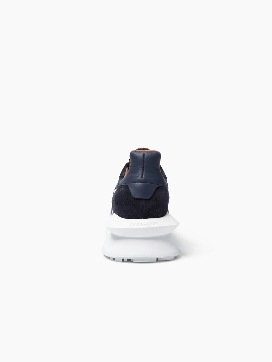 Esseutesse Runner Sneaker - Navy