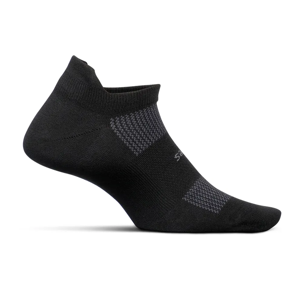 Feetures High Performance Cushion No-Show Tab Socks