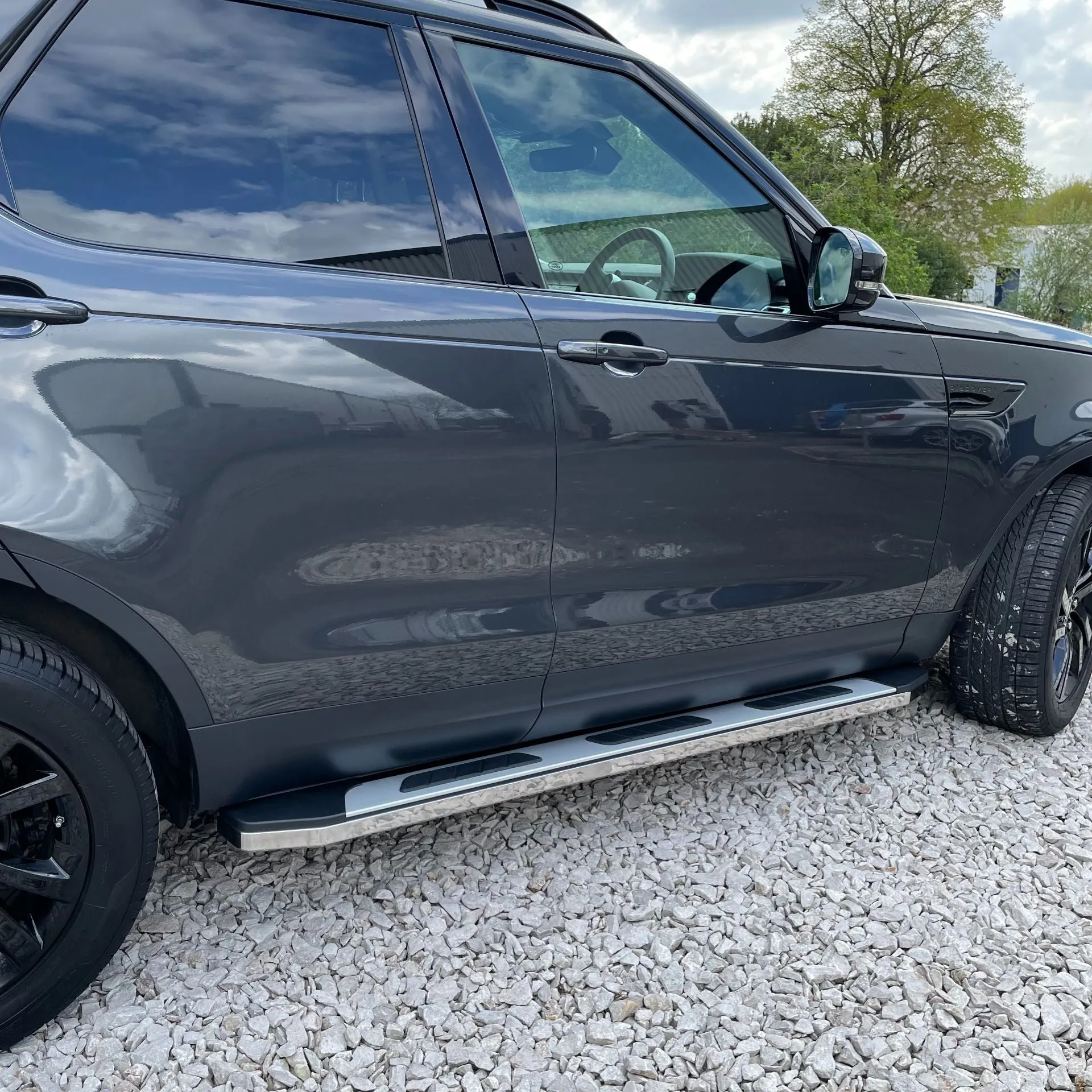 Suburban Side Steps Running Boards for Land Rover Discovery 5 2017 